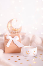 Carica l'immagine nel visualizzatore di Gallery, Candela Notte con Confezione Regalo.