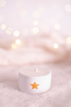 Load image into Gallery viewer, Candela Profumata Stella in Ceramica di Faenza.