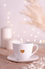 Carica l'immagine nel visualizzatore di Gallery, Tazza Cuore in ceramica di Faenza.