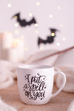 Load image into Gallery viewer, Tazza Mug I put a spell on you.
